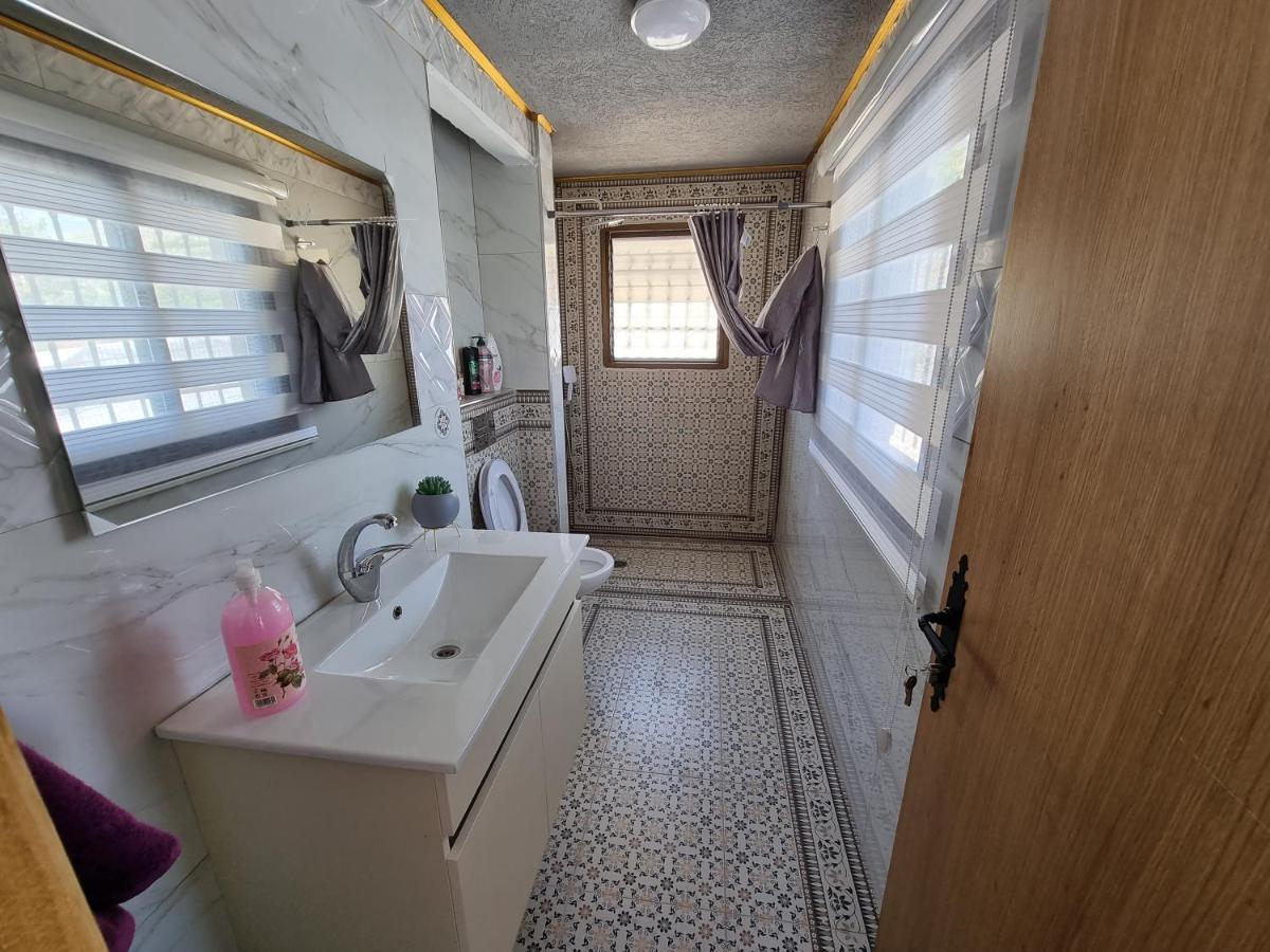 Apartmán אלאפנדי Madždal Šams Exteriér fotografie